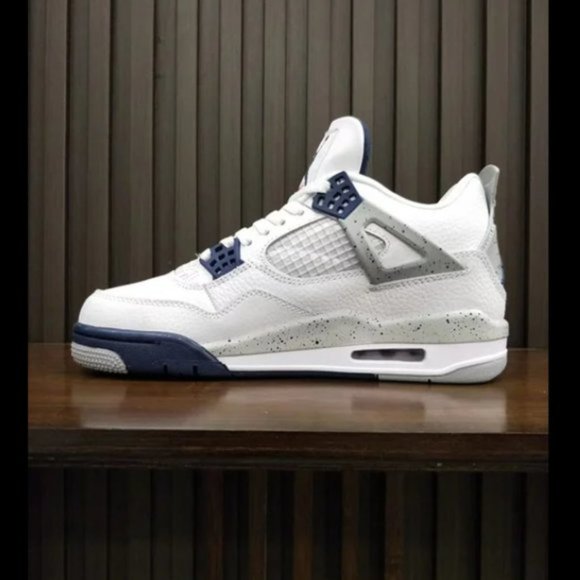Air Jordan 4 Retro main image 7